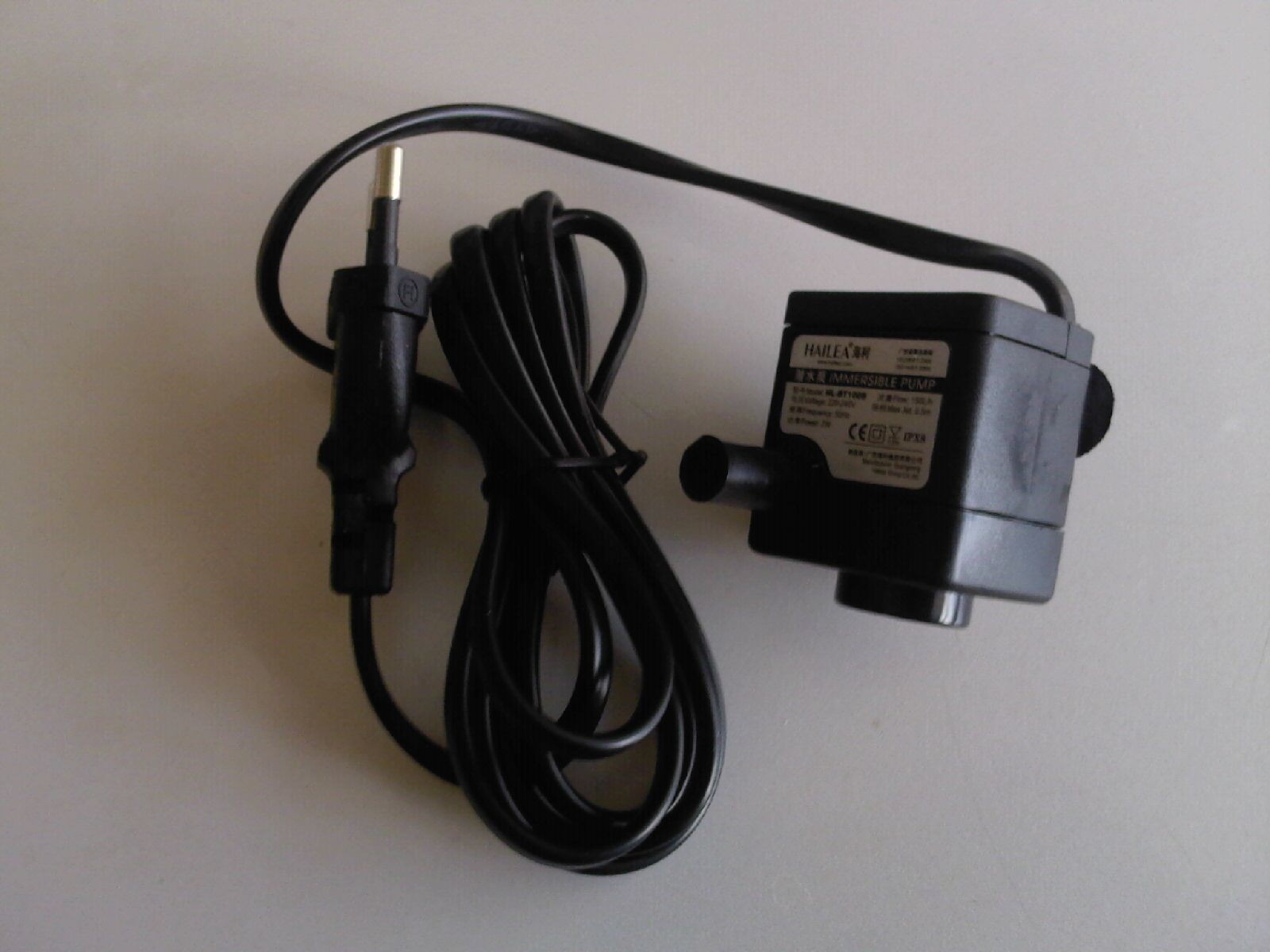 Помпа фонтанная